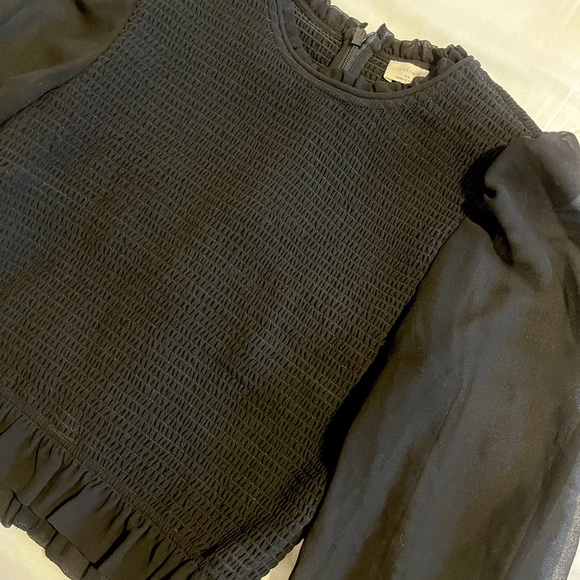 Aritzia Tempest Blouse - Picture 3 of 3